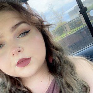 Meet your Posher, Christy